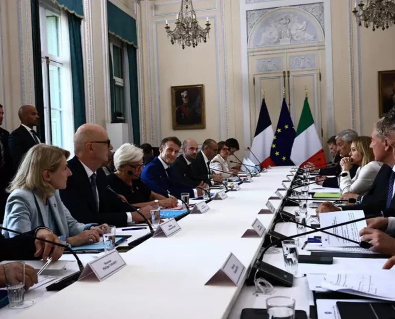 Antibes, 25 juin: L'Italie et la France au sommet sous l'égide du Traité du Quirinale Antibes, 25 juin: L'Italie et la France au sommet sous l'égide du Traité du Quirinale