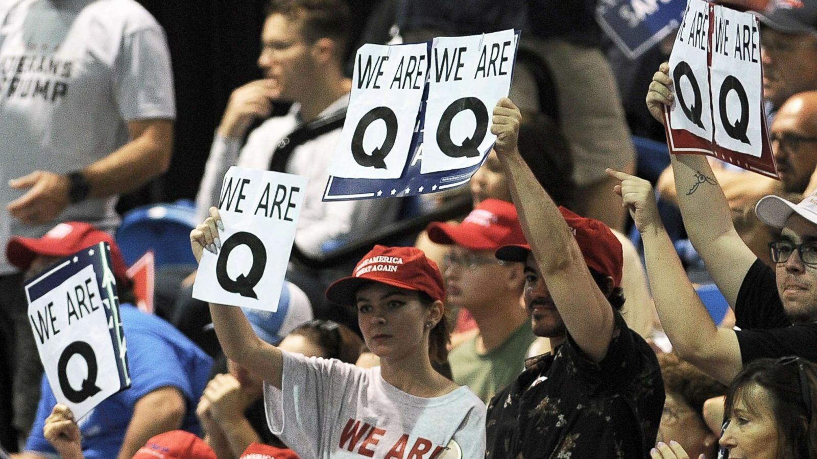 Sette intrecciate: QAnon ed AllatRa, Falun Gong e Chiesa dell'Unificazione