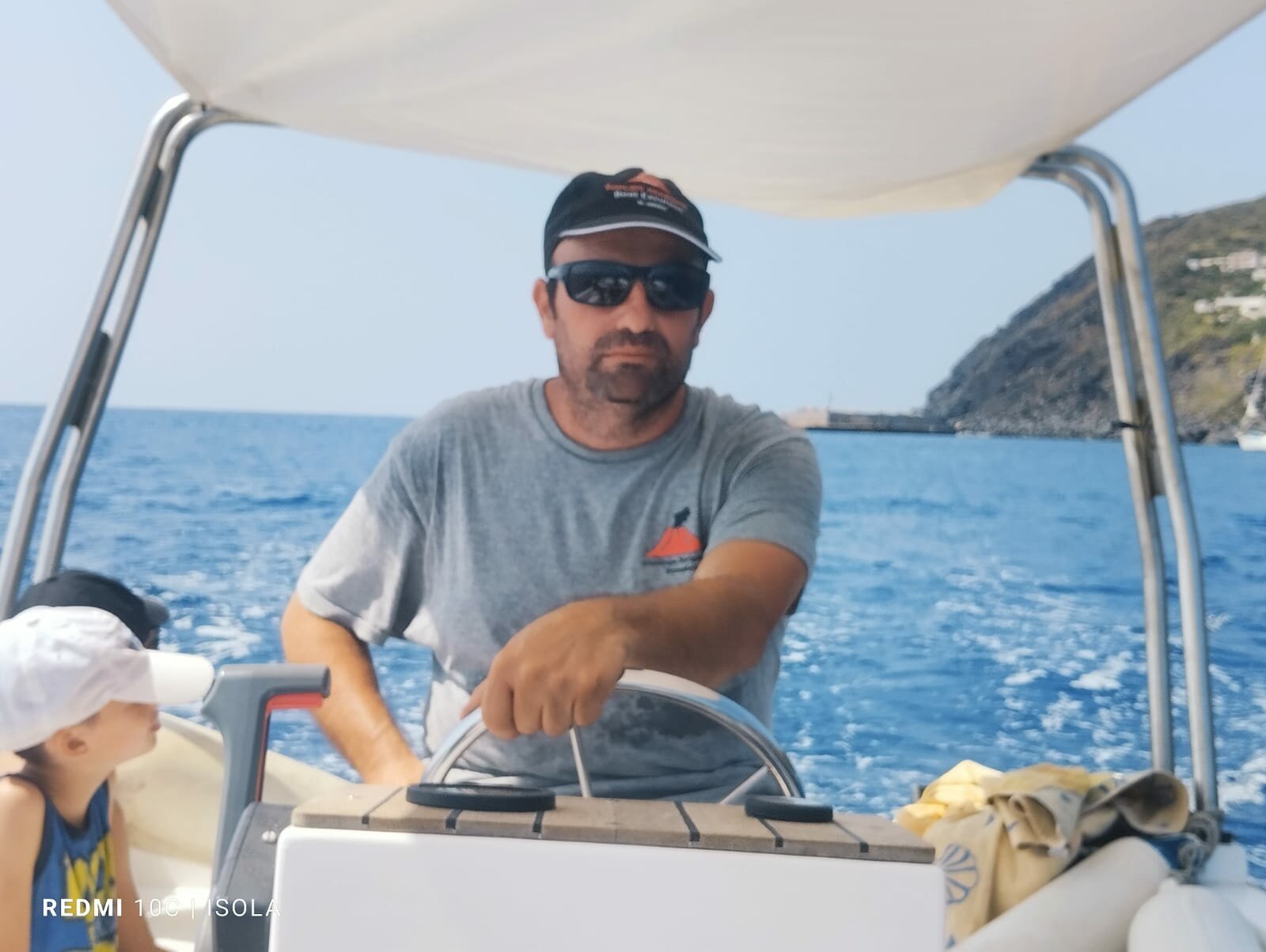 E grazie a Pippo Baudo a Ginostra fu la luce (e il festival)