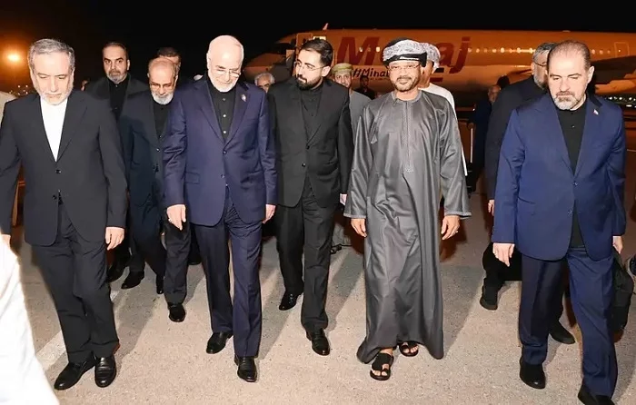 Non solo Ginevra, ma anche altri negoziati. L'asse Iran-Oman Non solo Ginevra, ma anche altri negoziati. L'asse Iran-Oman