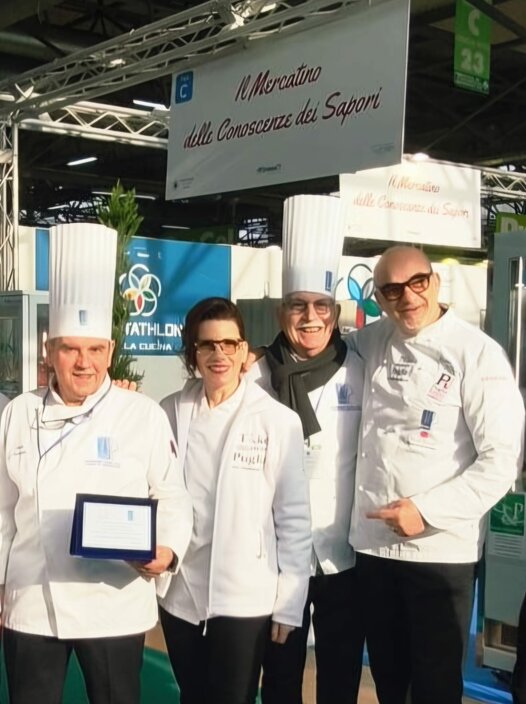 takeawaypuglia targa per tacchella e sergio mei.jpeg