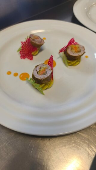 roll di vitello takeawaypuglia.jpeg