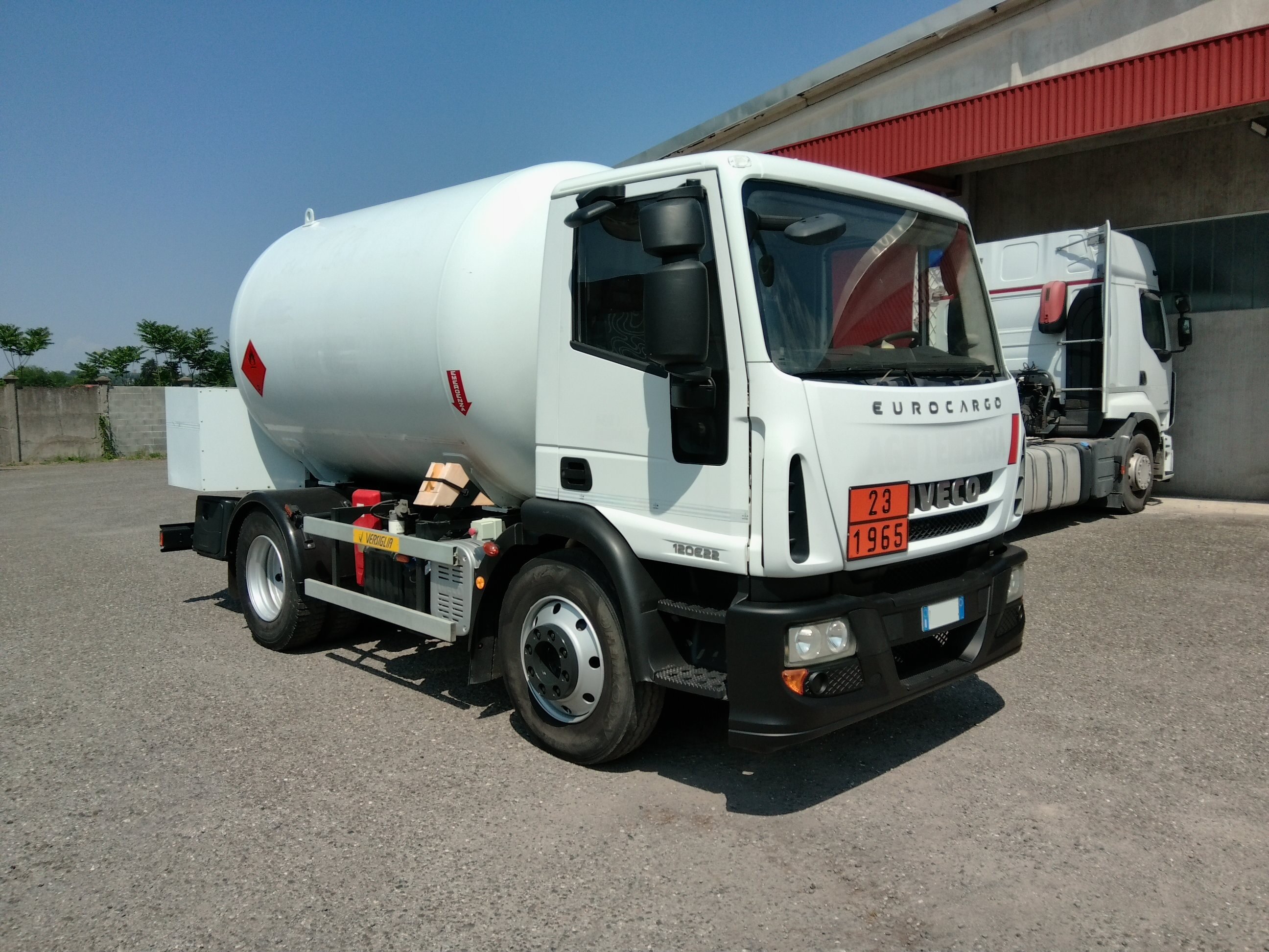 14-DW336 - IVECO 120.22K CISTERNA ADR PER GPL