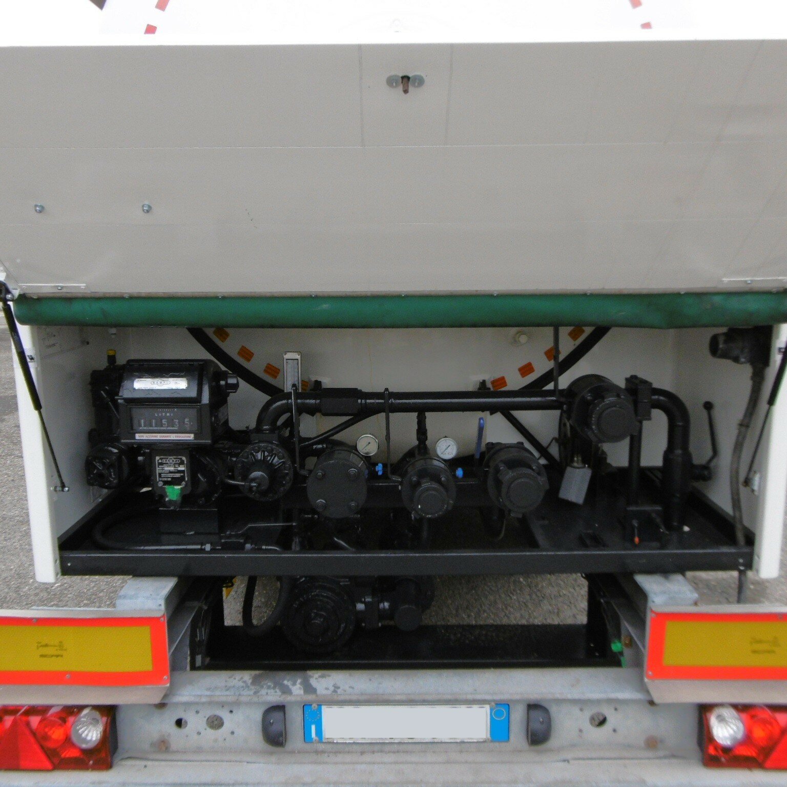 p1000954.jpeg p1000954.jpeg