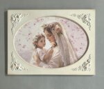 quadro-decorativo-incanto-materno-con-cornice-ovale-e-putti