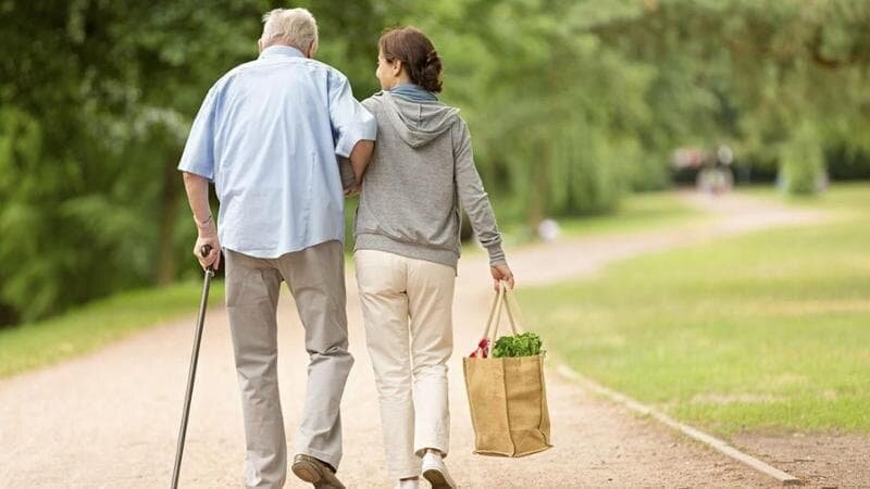 Lavoro domestico, firmato il contratto: aumento complessivo di 100 euro Lavoro domestico, firmato il contratto: aumento complessivo di 100 euro