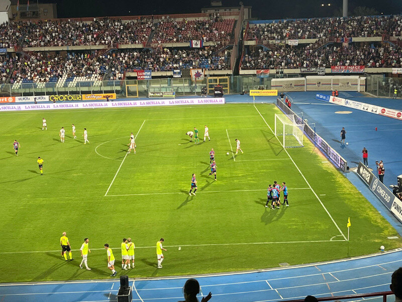 È una festa la prima partita del Catania È una festa la prima partita del Catania
