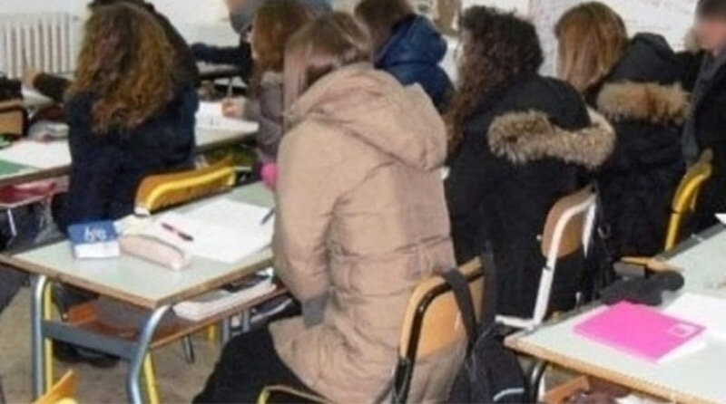 Assurdo normalizzare l'emergenza freddo a Scuola
