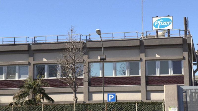 Pfizer, persi 3 mesi di trattativa: la Cisal non firma gli esuberi