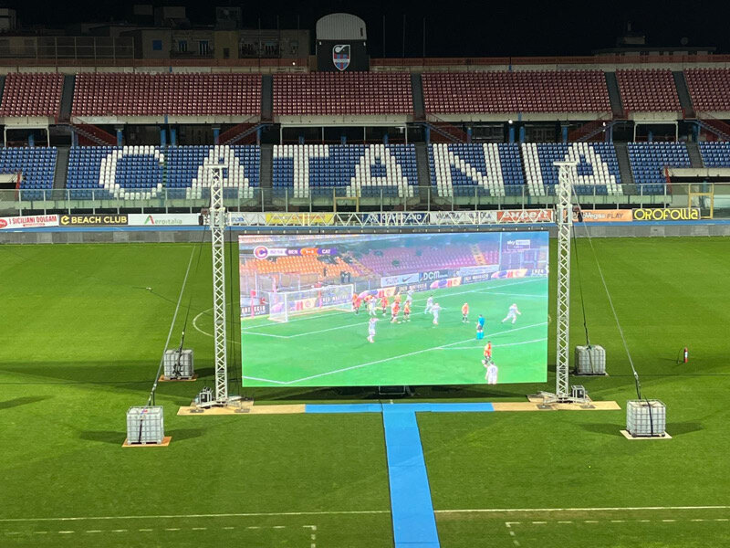 Il Benevento rimonta il Catania, addio promozione diretta Il Benevento rimonta il Catania, addio promozione diretta