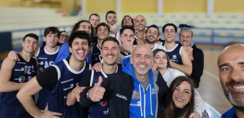 Sport Club Gravina, nell'uovo di Pasqua due sorprese