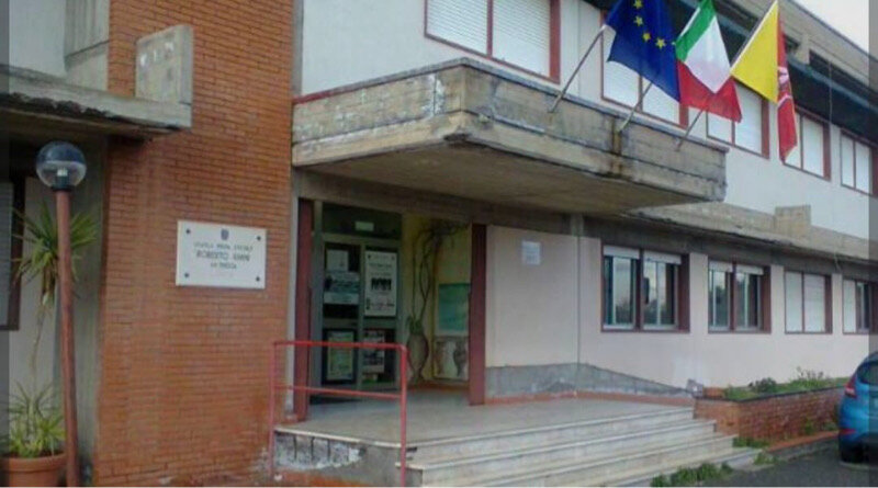 Aci Castello, si spinge per una verifica della staticità delle Scuole Aci Castello, si spinge per una verifica della staticità delle Scuole