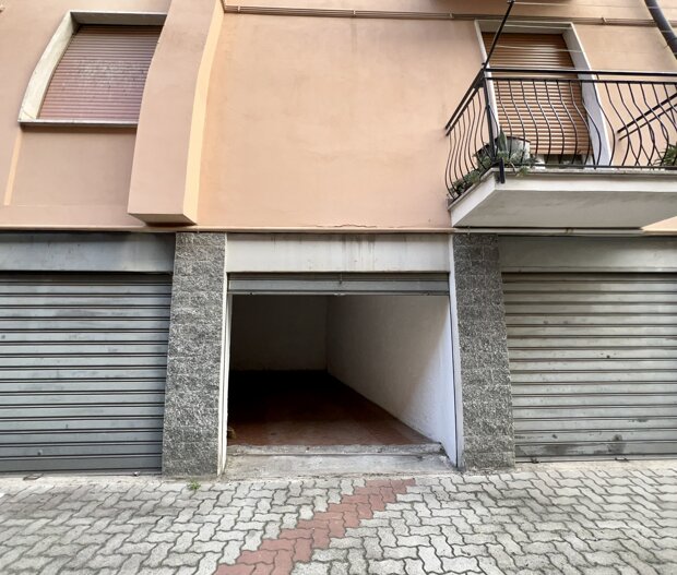BOX SINGOLO MONZA - VENDITA OFFERTA