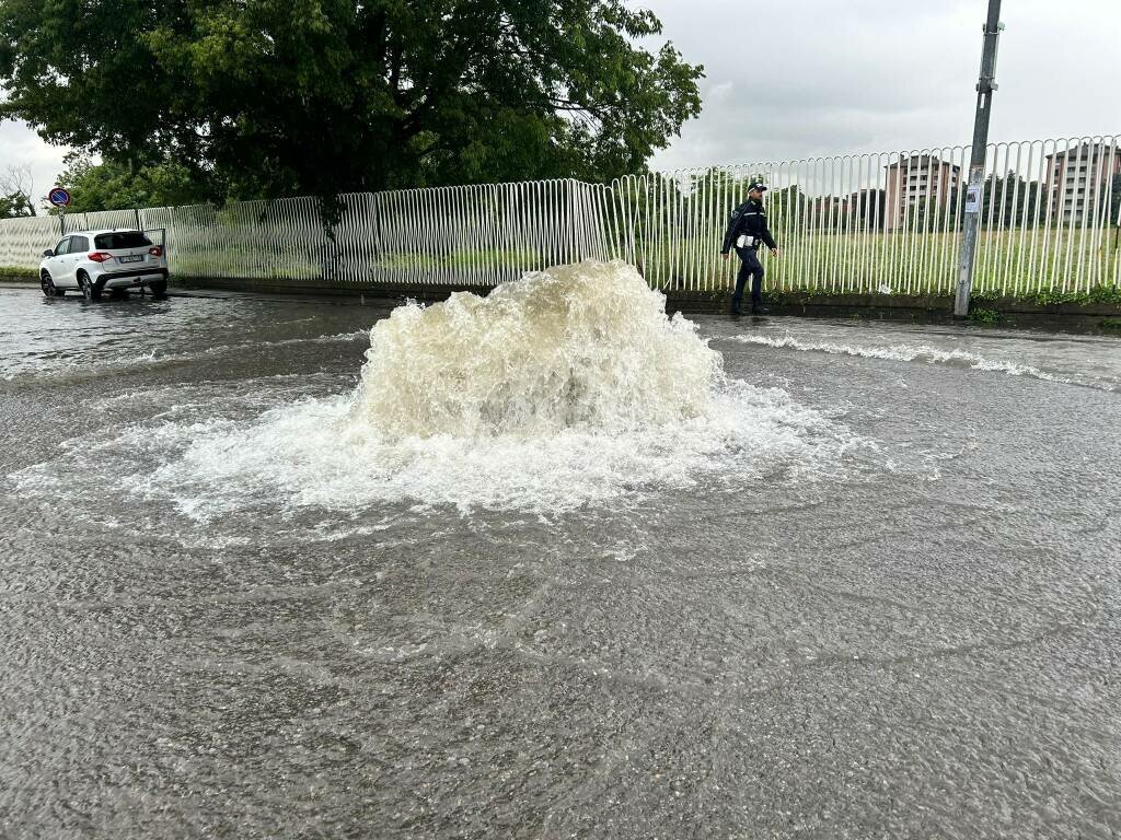 🌧️ Bomba d'acqua? O forse bomba di cemento?