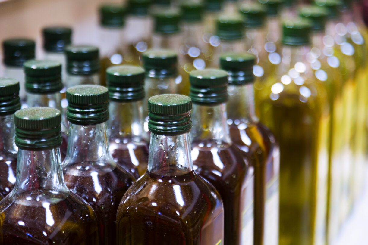 bottiglie-di-olio-d-oliva.jpeg