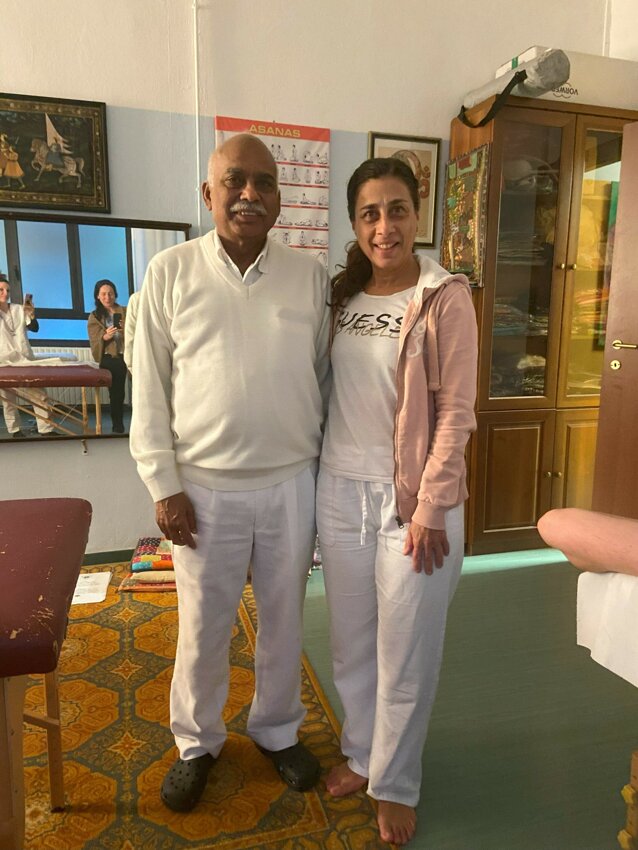 mishra.jpeg mishra.jpeg