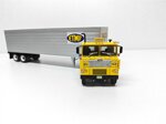 white-7400-etmf-del-1961-143-camion-americani