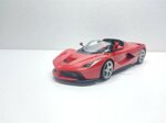 ferrari-laferrari-aperta-cabrio-rosso-del-2016-118-artigianale-base-burago