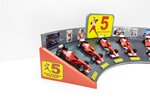 rampa-espositiva-5-world-champion-michael-schumacher-ferrari-143-artigianale