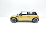 mini-cooper-oro-tuning-oz-del-2006-118-artigianale-base-maisto