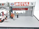diorama-box-garage-audi-r8-winner-24h-le-mans-2004-143-artigianale