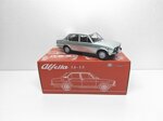 alfa-romeo-alfetta-18-grigio-del-1972-118-laudoracing-limited-ed-250-pcs