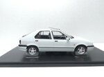 renault-19-bianco-del-1994-118-triple9