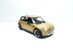 mini-cooper-oro-tuning-oz-del-2006-118-artigianale-base-maisto