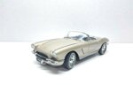 chevrolet-corvette-spider-hard-top-beige-del-1962-118-autoart-art-71101