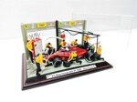 diorama-pit-stop-ferrari-641-f1-1-a-prost-formula-1-1990-143-artigianale