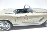 chevrolet-corvette-spider-hard-top-beige-del-1962-118-autoart-art-71101