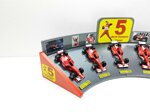 rampa-espositiva-5-world-champion-michael-schumacher-ferrari-143-artigianale