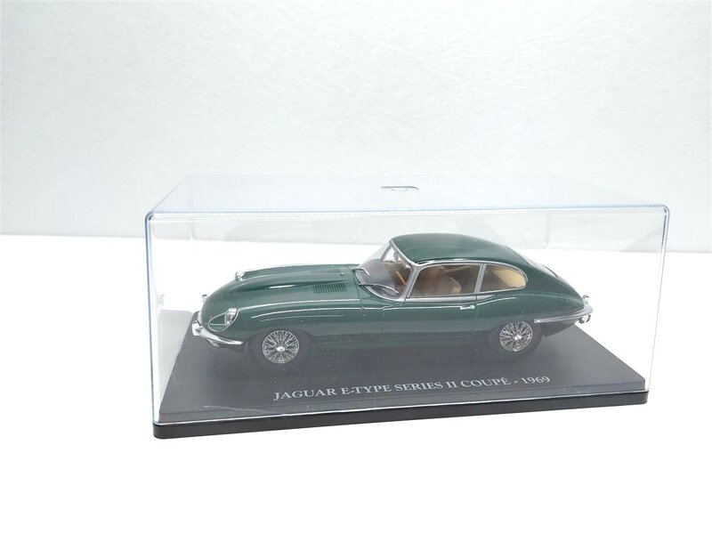 jaguar-e-type-42-coupe-ii-serie-verde-del-1969-124-auto-vintage-centauria