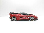 ferrari-fxx-k-evo-finali-mondiali-2017-54-m-luzich-118-burago-signature
