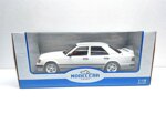 mercedes-benz-w124-bianco-tuning-del-1986-118-mcg