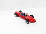 ferrari-dino-156-sharknose-f1-world-champion-1961-phil-hill-cmr-118