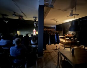 10)%20teatro%20laboratorio%20cajafa%20-%20l'accoglienza.jpeg