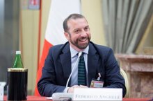 federico anghelè.jpeg federico anghelè.jpeg
