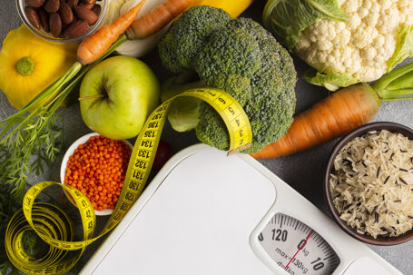 scale-with-spices-vegetables.jpeg
