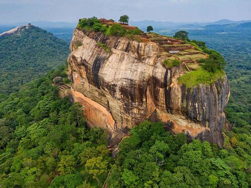 sigiriya-rock- giroviaggiando.jpeg
