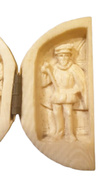 trittico-a-sfera-richiudibile-in-avorio-francia-dieppe-xix-secolo