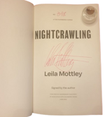 leila-mottley-night-crawling-london-bloomsbury-publishing-june-2022-autografato