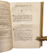 gaetano-cristofioro-volpi-la-libreria-de-volpi-e-la-stamperia-cominiana-illustrate-con-utili-e-curiose-annotazioni-rilegato-con-catalogo-de-libri-cominiani-ancora-vendibili-co-legittimi-loro-prezzi-in-padova-appresso-giuseppe-comino-1756