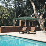 marbueno-ombrellone-acciaio-8-steli-d300-cm-poliestere-verde-giardino-piscina-e-terrazza-10190