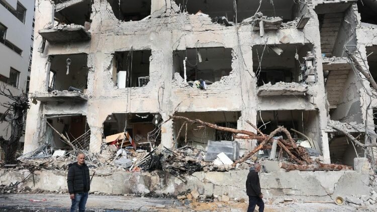 ORA E SEMPRE RESISTENZA