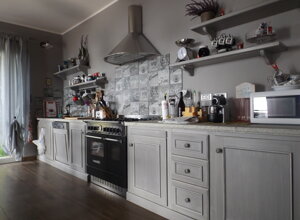cucina-moderna-metallo-specchio-milano.jpeg
