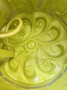 shampoo sapone persè impasto fondo con fiore.jpeg shampoo sapone persè impasto fondo con fiore.jpeg