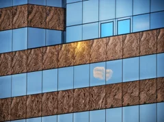 Brescia: Palazzo nel Parco Tarello, photographed with a cloud on the glass window,