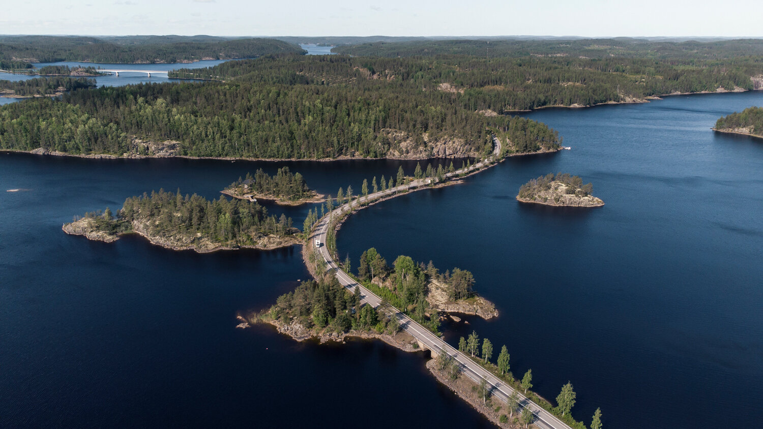 regione-dei-laghi-finlandia.jpeg regione-dei-laghi-finlandia.jpeg