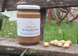 pasta-pura-di-nocciole-biologiche